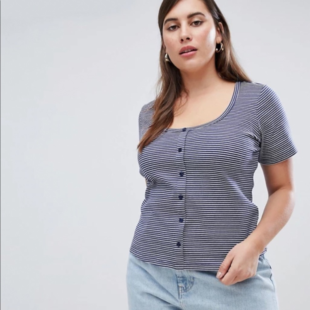 striped shirt